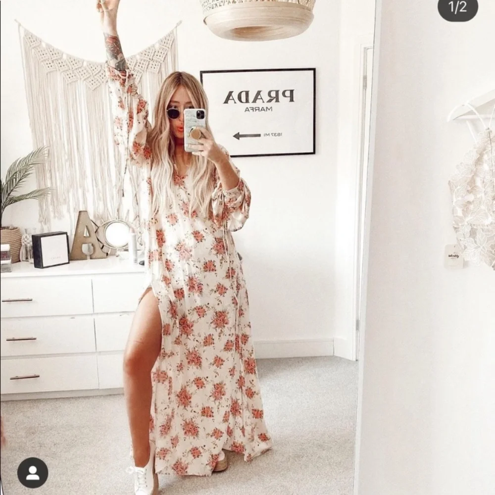 MANGO rushed maxi floral dress bloggers favorite zara competitor brand - Picture 13 of 16